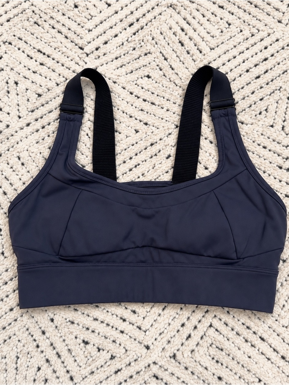 Varley Women’s Navy Sports Bra Size Small Adjustable Straps Activewear